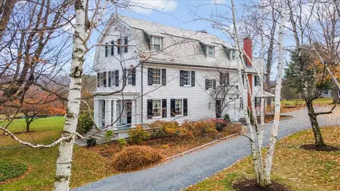 16 West Rd, Bennington, VT 05201