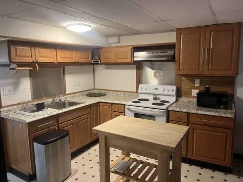 Kitchen - 818 Main St, Cavendish, VT 05142 photo 1 of 2