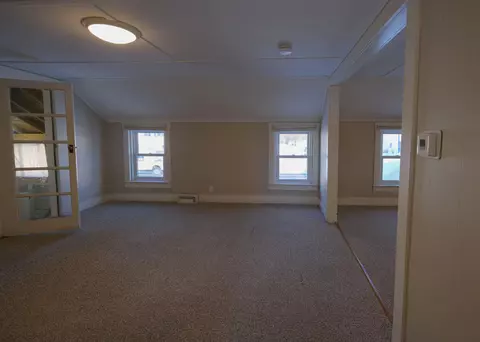 Bedroom - 818 Main St, Cavendish, VT 05142 photo 3 of 15