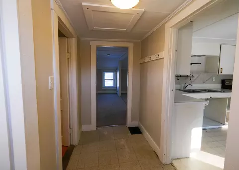 Entry Way - 818 Main St, Cavendish, VT 05142 photo 3 of 3
