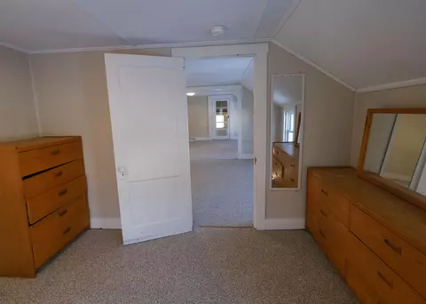Bedroom - 818 Main St, Cavendish, VT 05142 photo 14 of 15