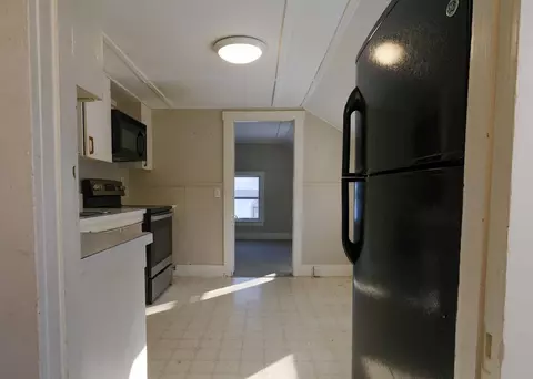 Entry Way - 818 Main St, Cavendish, VT 05142 photo 1 of 3