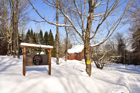 133 Philbrook Rd, Pittsburg, NH 03592