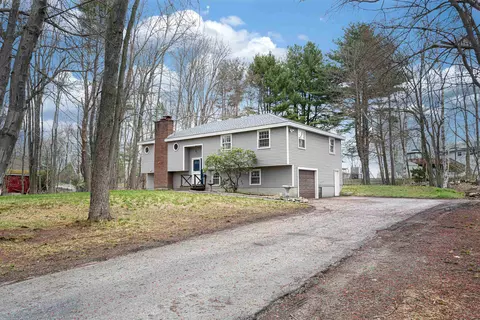 144 N Policy St, Salem, NH 03079