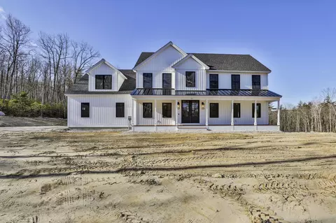 49 Countryside Dr, Brookline, NH 03033