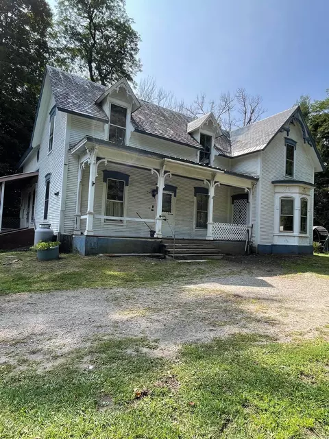 207 River Rd, Cambridge, VT 05444