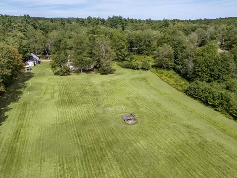 395 Greenhill Rd, Barrington, NH 03825
