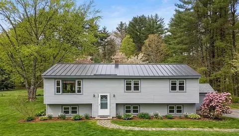 157 Old Turnpike Rd, Epsom, NH 03234