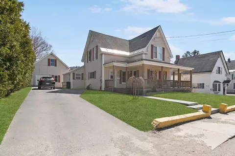 59 Colby St, Colebrook, NH 03576