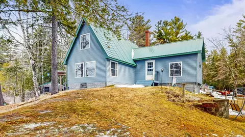 15 Hamlin Loop, Bingham, ME 04920