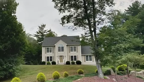 10 Harvard Ave, Auburn, NH 03032