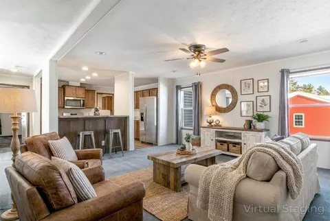 79 Diamondback Dr, Rochester, NH 03867