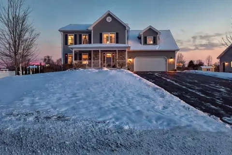 286 Harbor View Dr, St. Albans Town, VT 05478