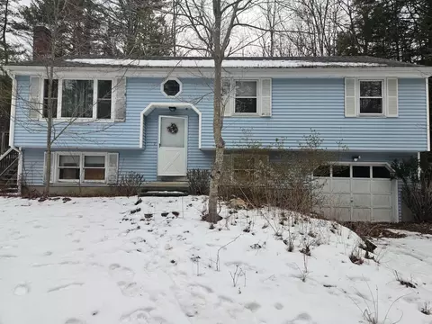 518 Main St, Rindge, NH 03461
