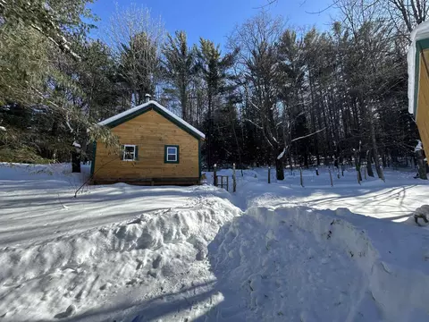 9 Dry Pond Rd, Glover, VT 05839