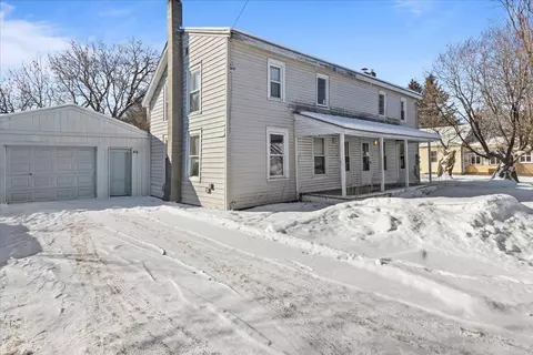 10-12 Lamoille Ter, Milton, VT 05468