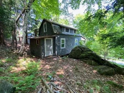 43 Newbury Heights Rd, Newbury, NH 03255