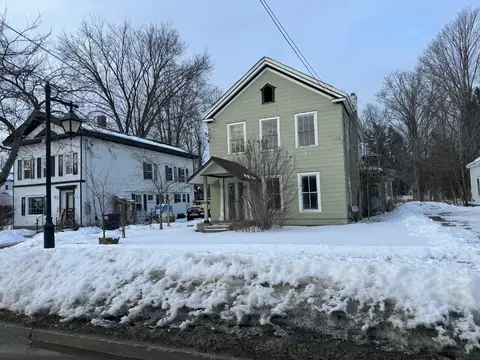 304 Main St, Poultney, VT 05764