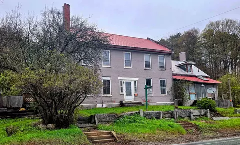 130 Sunapee St, Newport, NH 03773