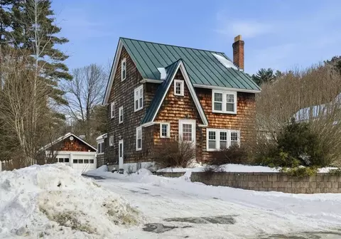 22 Bible Hill Rd, Claremont, NH 03743