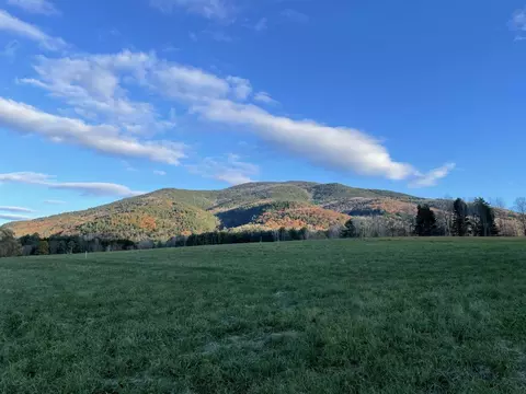 83 Coaching Ln, West Windsor, VT 05037