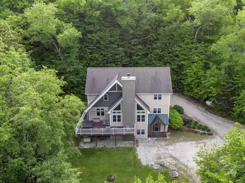 563 Rim Rd, Killington, VT 05751