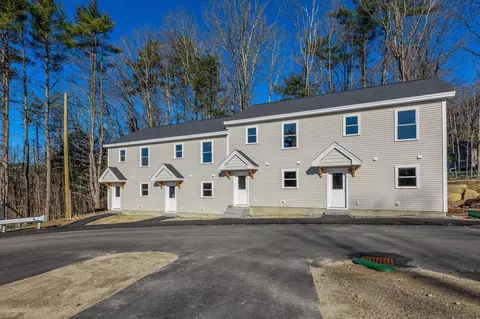 33 Lucy Ln, Peterborough, NH 03458