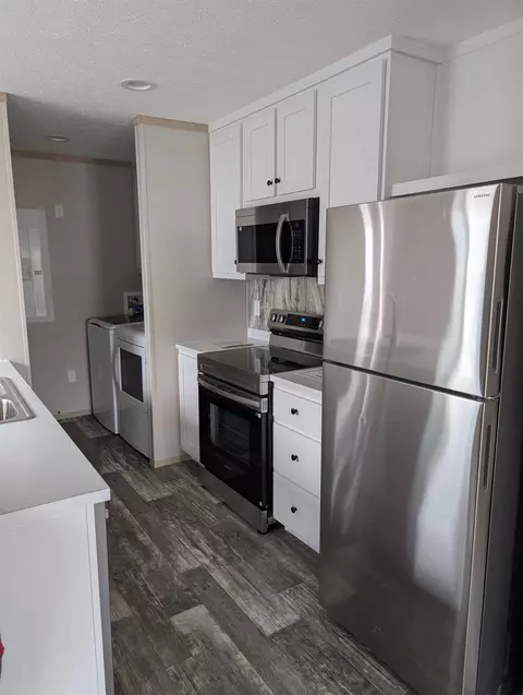 8 Avenue A #8 AVE A, Burlington, VT 05408