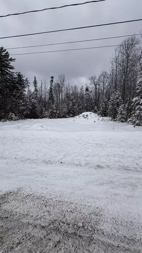 7 James St, Bethlehem, NH 03574