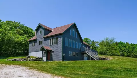 306 Hedgehog Hill Rd N, Mount Holly, VT 05758