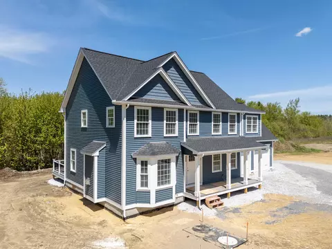 117 Merrimack St, Hooksett, NH 03106