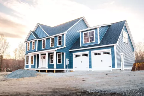 117 Merrimack St, Hooksett, NH 03106