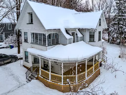 92 Congress St, Saint Albans, VT 05478