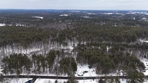 101 Page Rd, Litchfield, NH 03052