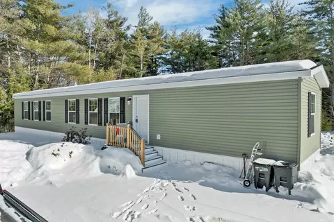 101 Thurley Rd, Ossipee, NH 03814