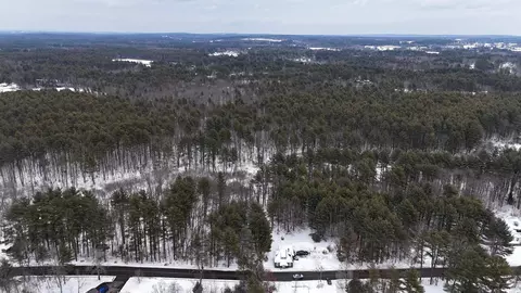 101 Page Rd, Litchfield, NH 03052