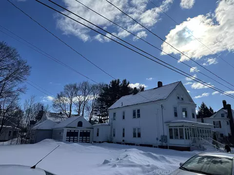 3 Storer St, Sanford, ME 04073