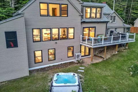 127 New Hampshire Route 16a, Intervale, NH 03845
