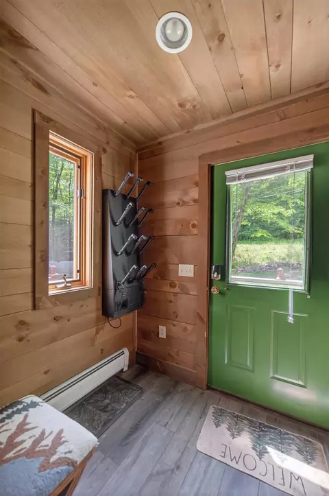 Entry Way - 68 Ellis Brook Rd, Dover, VT 05356 photo 3 of 4