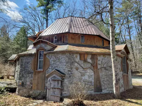 13 Kilton Rd, Canaan, NH 03741