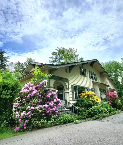 Exterior - 2480 Main St, Bethlehem, NH 03574 photo 2 of 15