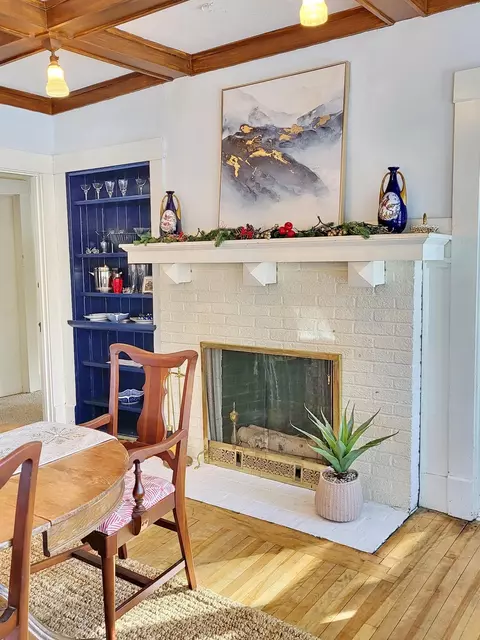Dining - 2480 Main St, Bethlehem, NH 03574 photo 5 of 7
