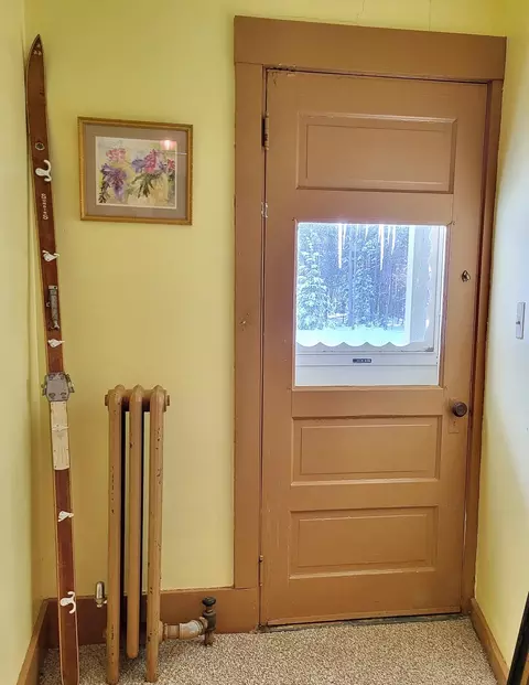 Entry Way - 2480 Main St, Bethlehem, NH 03574 photo 1 of 1