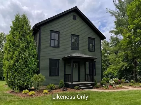 776 Fairfax Rd, Fletcher, VT 05444