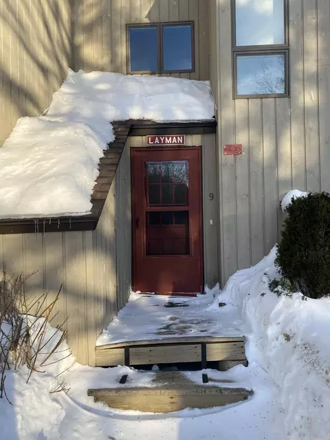 11 Hassey Bnd #9, Wilmington, VT 05363