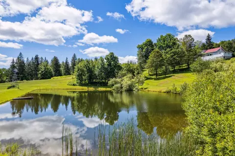 196 Cowdrey Outlook, Bethel, VT 05032