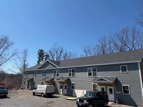 7 River St #3, Milton, VT 05468