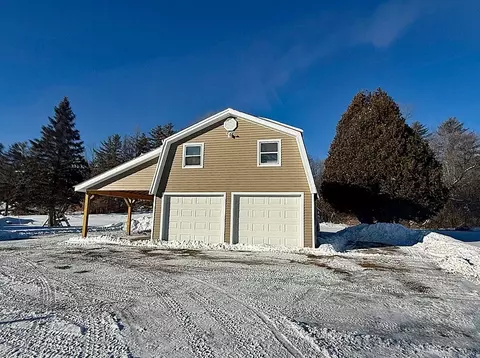207 5 Dorr Dr, Rutland, VT 05701