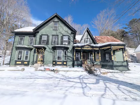 1276 Creamery Rd, Ryegate, VT 05042