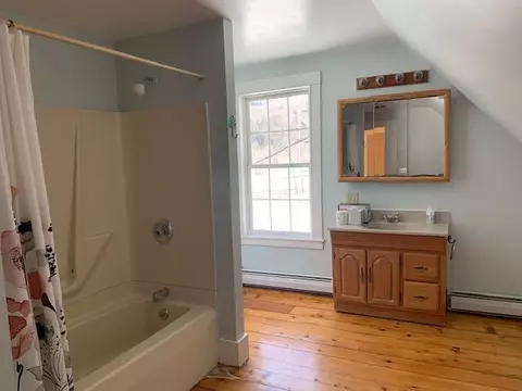 Bath - 52 Upper Rd, Bridgewater, VT 05035 photo 2 of 2